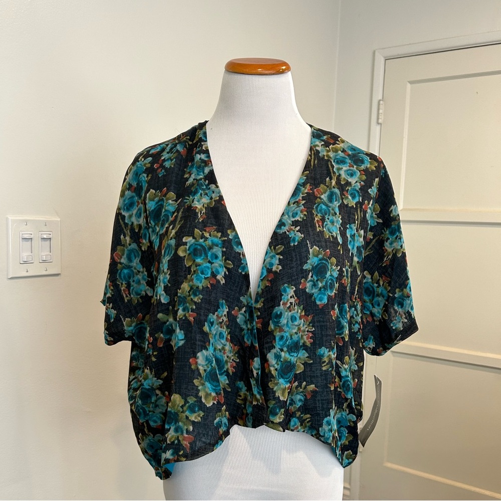 045 NY Collection Lightweight Kimono Short Sleeved Cardigan